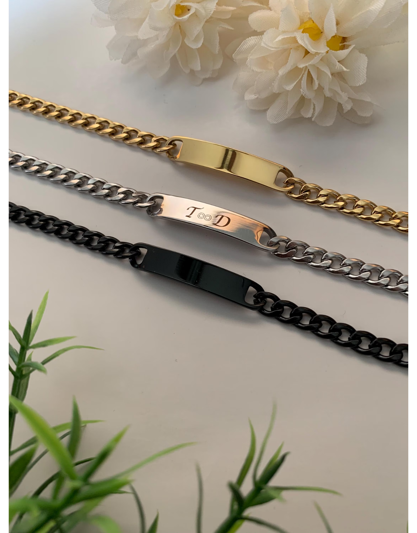 Custom Engraved Curb Chain Bracelet for Men: Personalized Stainless Steel Gift